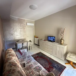 casa-mare-2.hotelitalianriviera.com/
